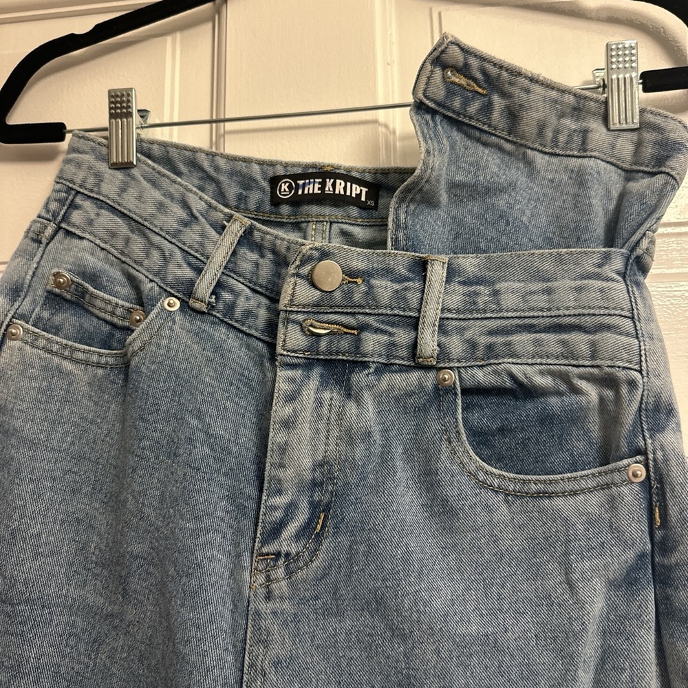 Krypt Women's Blue Jeans